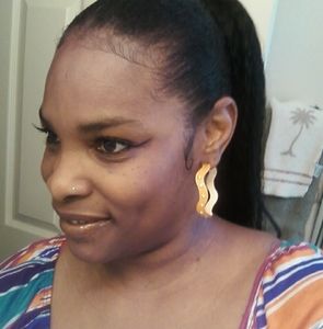 Meet your Posher, Charlene